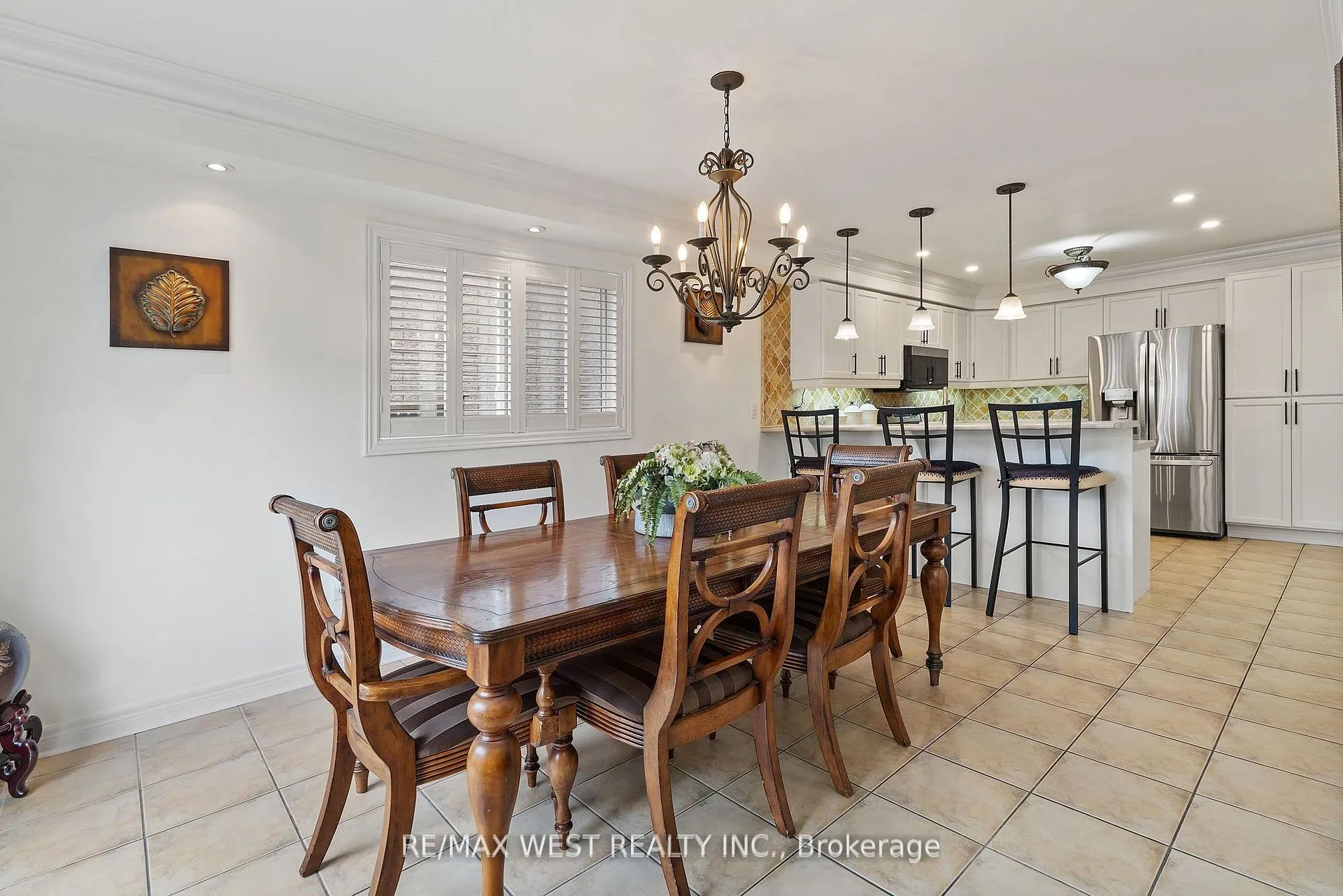 Photo 4 of 43 Humbershed Crescent, Caledon, Bolton West — HOMEH