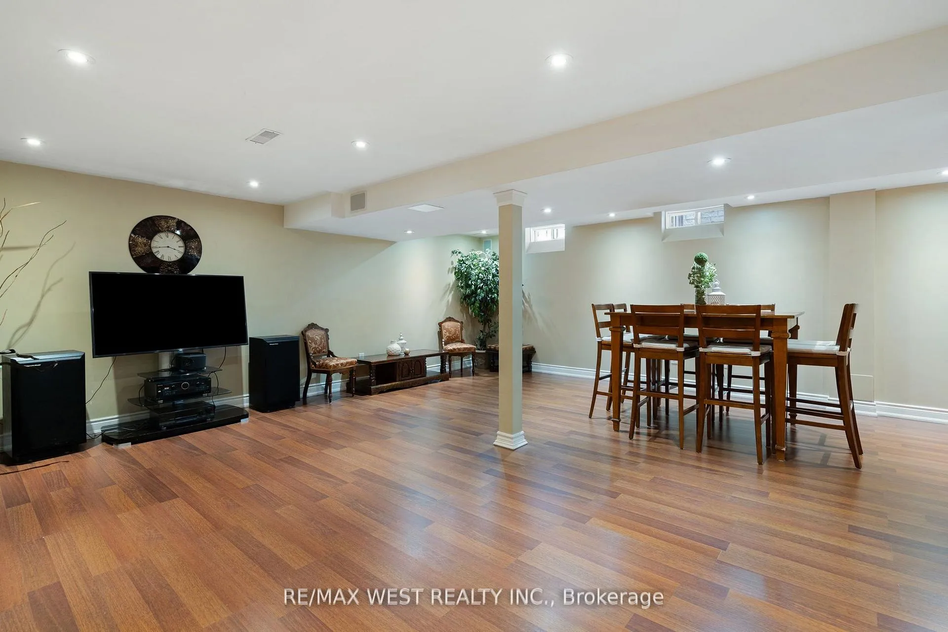 Photo 9 of 43 Humbershed Crescent, Caledon, Bolton West — HOMEH