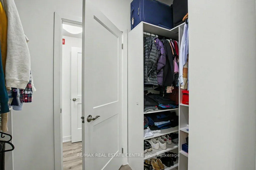Photo 20 of Unit 231, 110 Fergus Avenue, Kitchener, Stanley Park — HOMEH