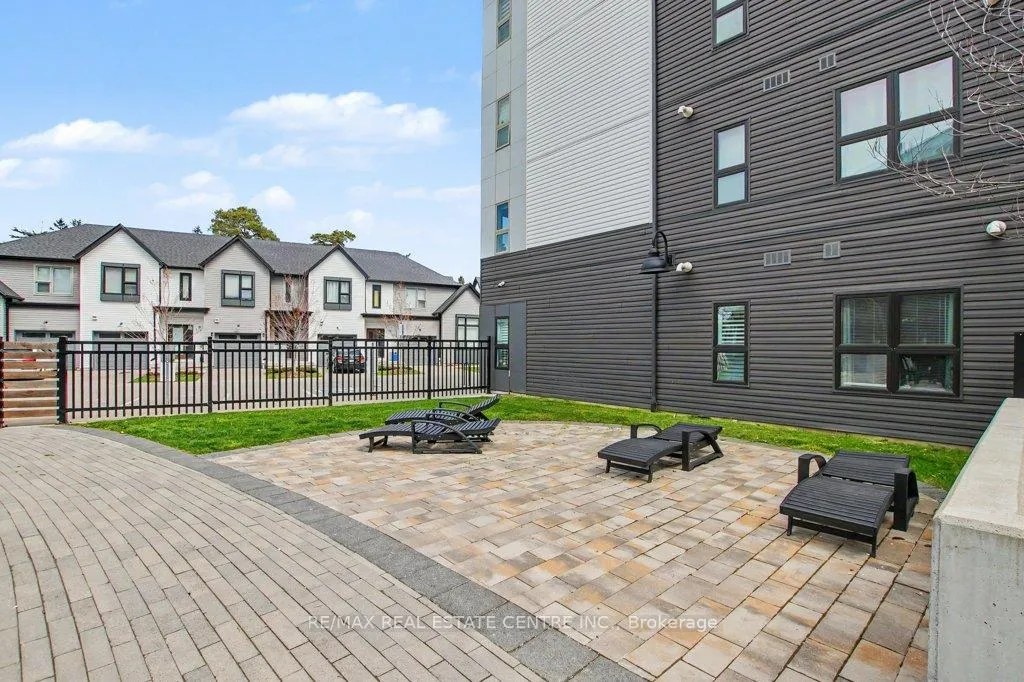 Photo 31 of Unit 231, 110 Fergus Avenue, Kitchener, Stanley Park — HOMEH
