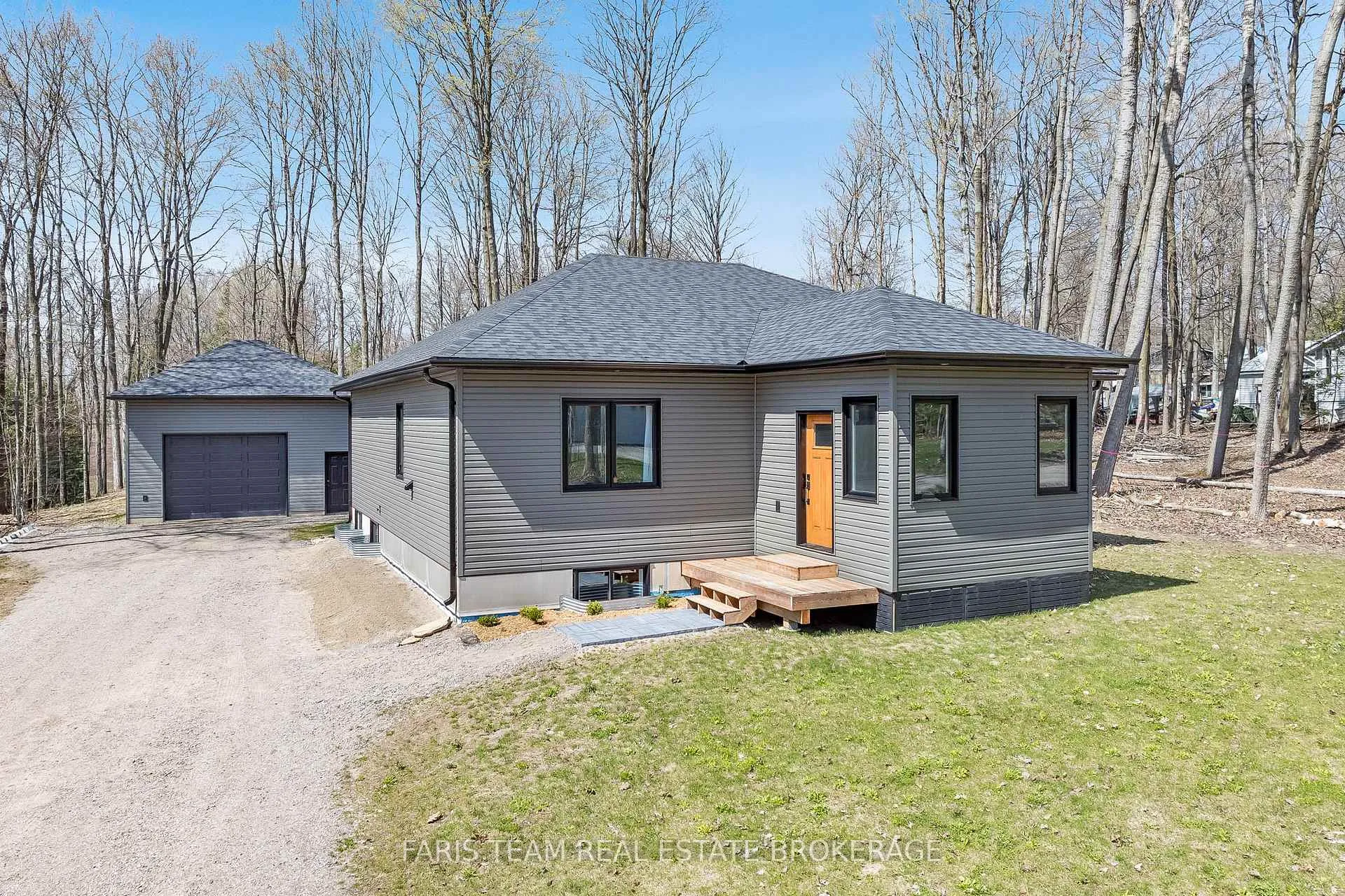 Photo 1 of 6 Fairlawn Grove, Tiny, Rural Tiny — HOMEH