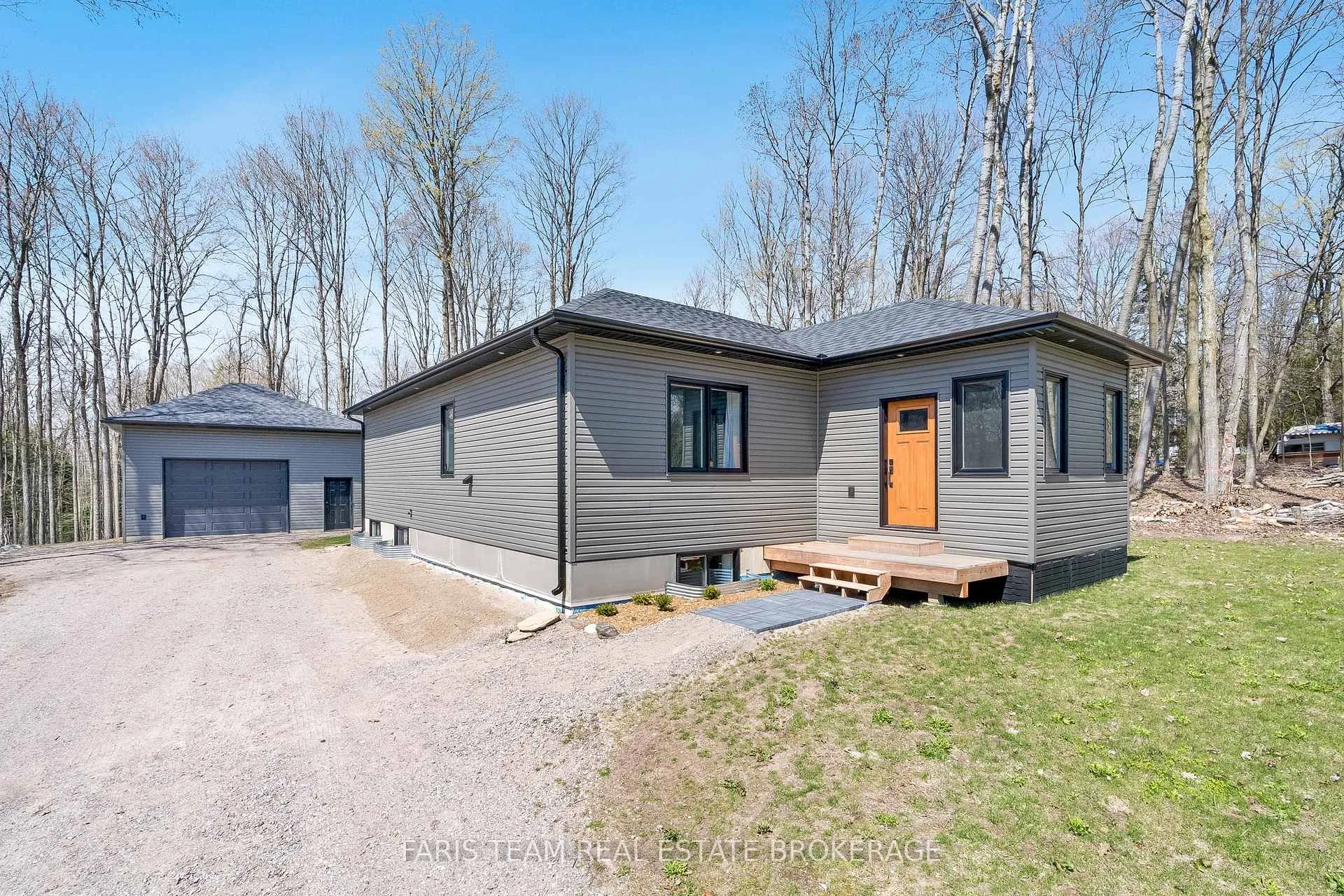 Photo 3 of 6 Fairlawn Grove, Tiny, Rural Tiny — HOMEH