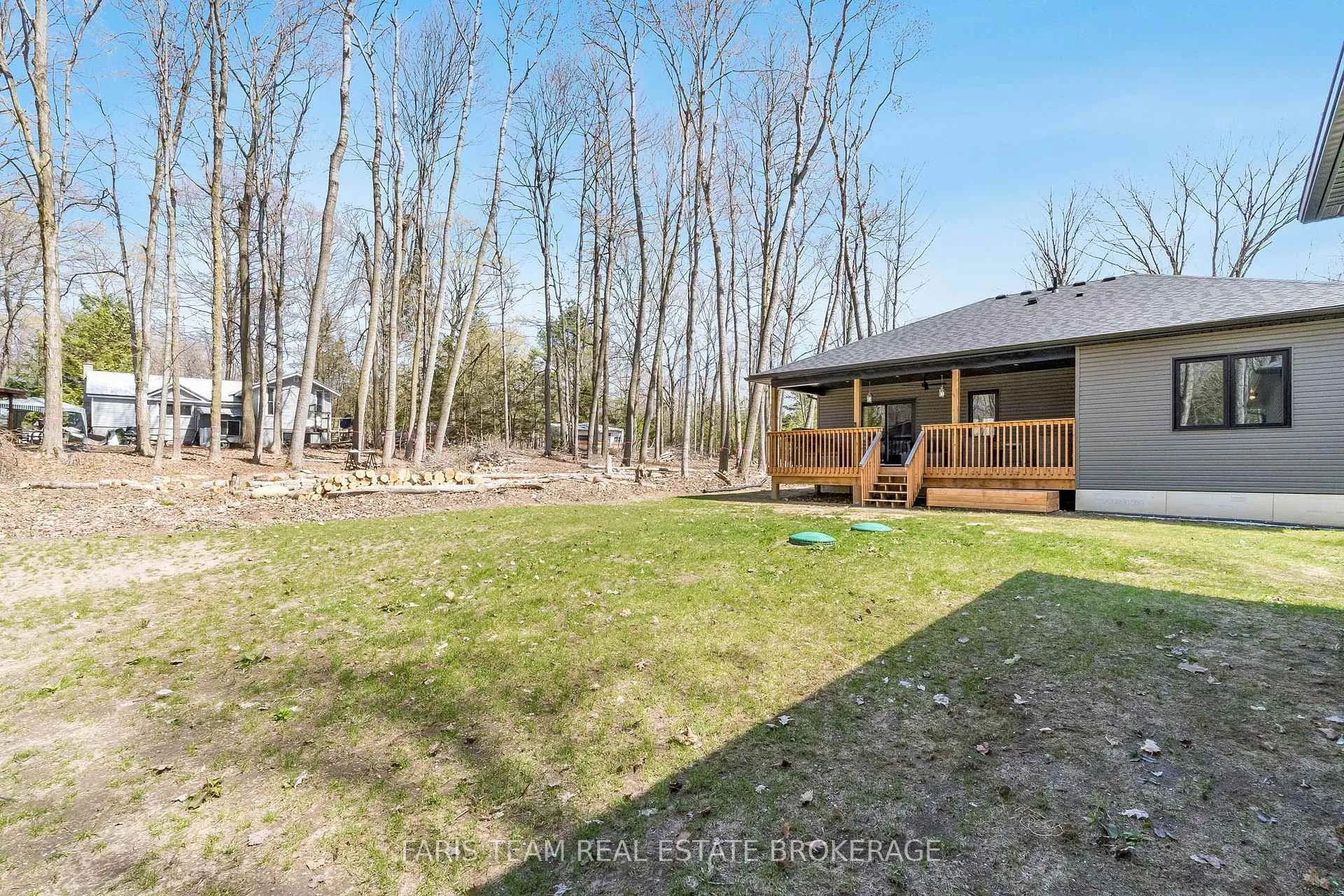 Photo 36 of 6 Fairlawn Grove, Tiny, Rural Tiny — HOMEH