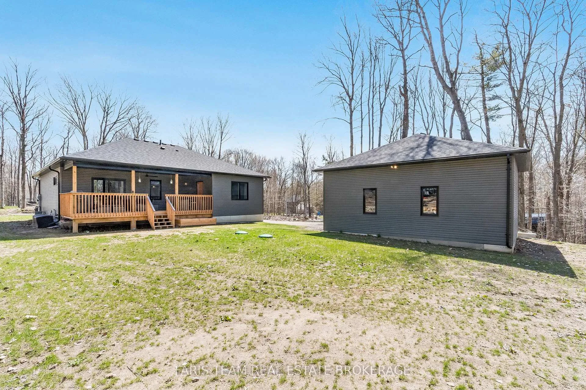 Photo 37 of 6 Fairlawn Grove, Tiny, Rural Tiny — HOMEH