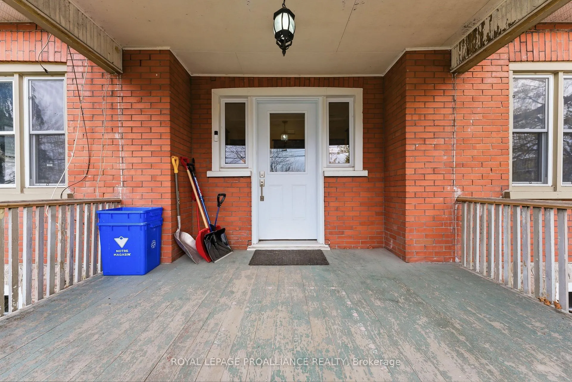 Photo 4 of 14 Isabel Street, Belleville, Belleville Ward — HOMEH