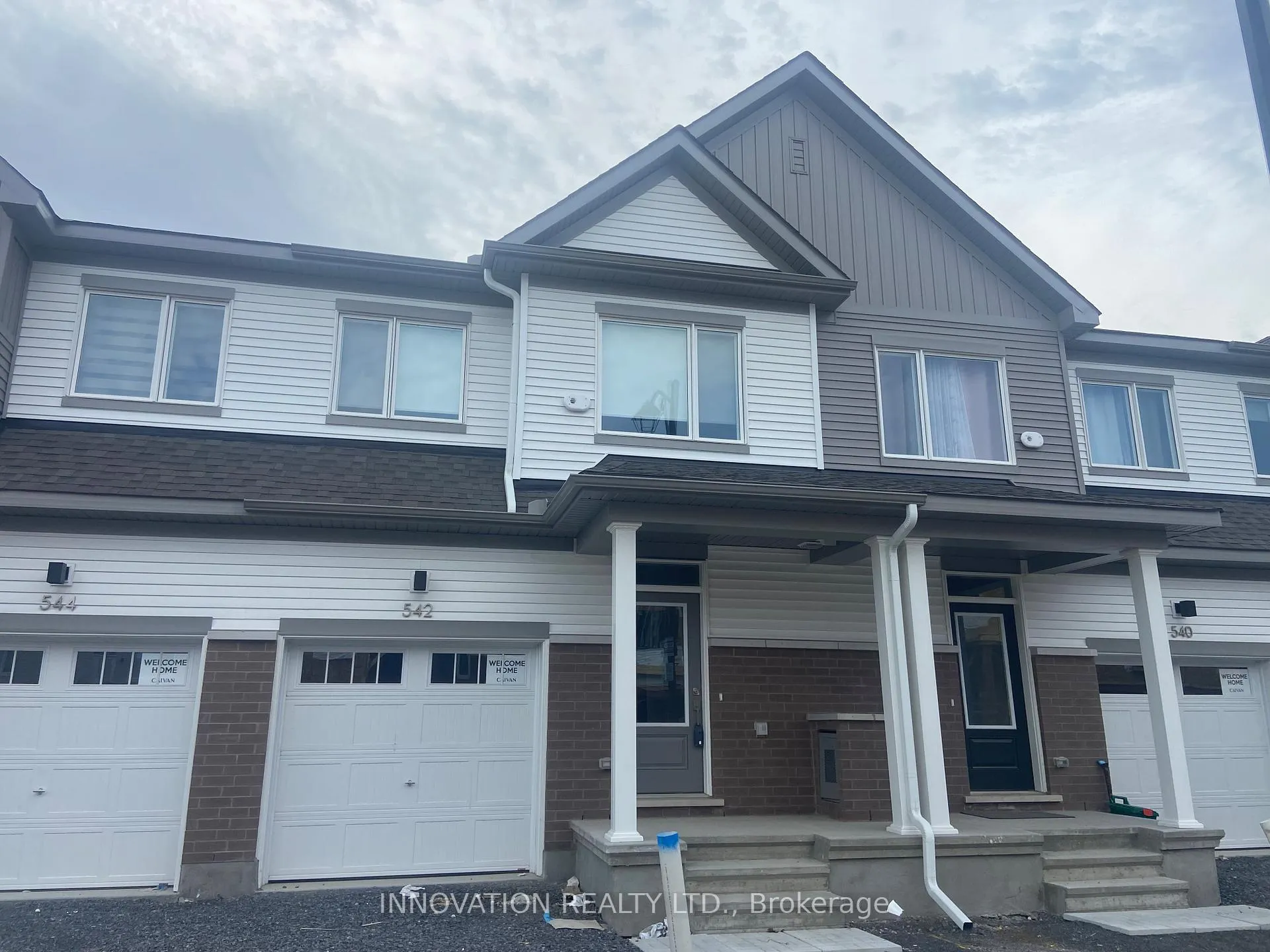 Front of 542 Promontory Place