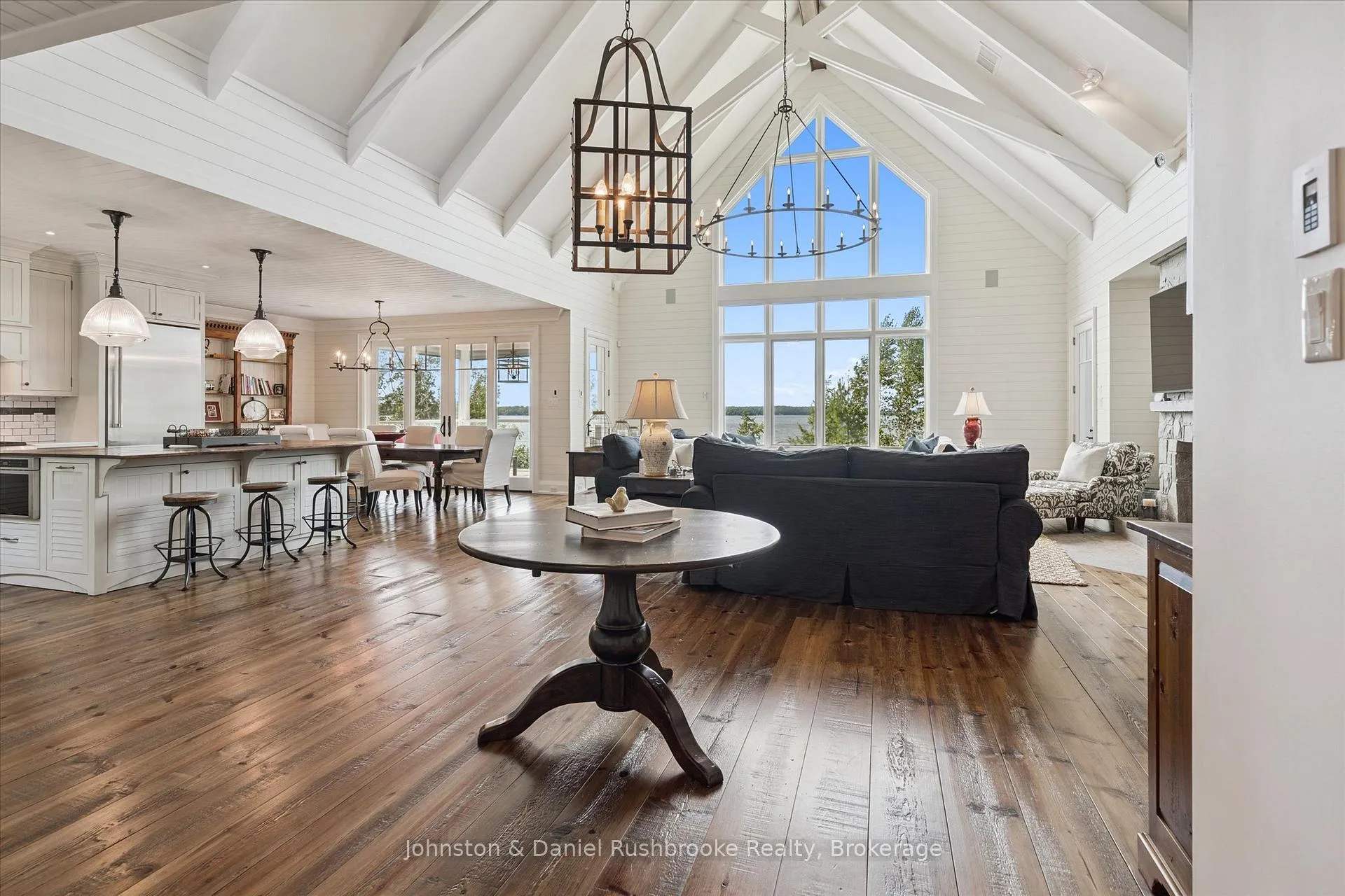 Photo 5 of 2-1350 Stephens Bay Road, Bracebridge, Muskoka (N) — HOMEH