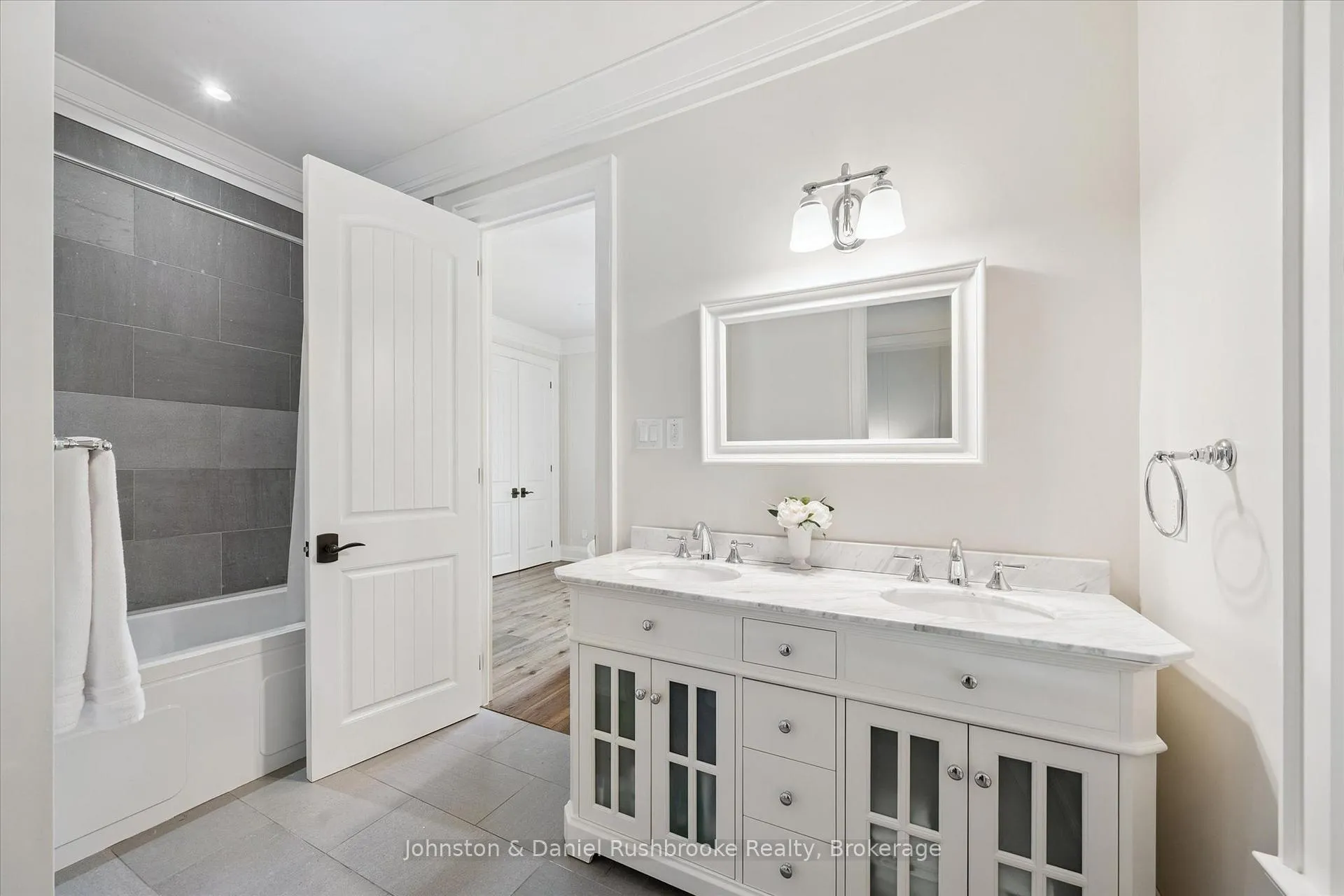 Photo 24 of 2-1350 Stephens Bay Road, Bracebridge, Muskoka (N) — HOMEH