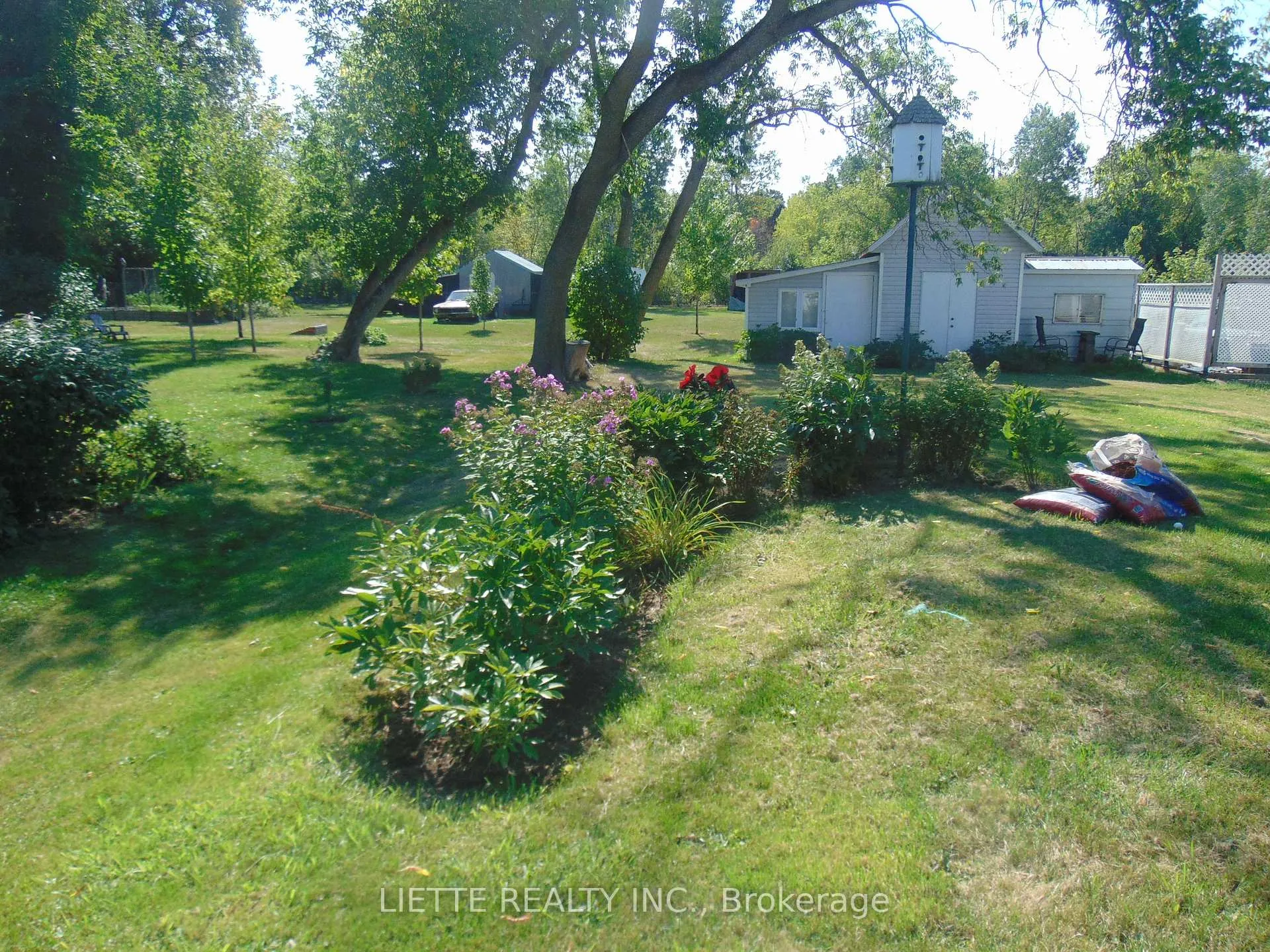 Photo 8 of 21968 Main Street, North Glengarry, North Glengarry (Lochiel) Twp — HOMEH