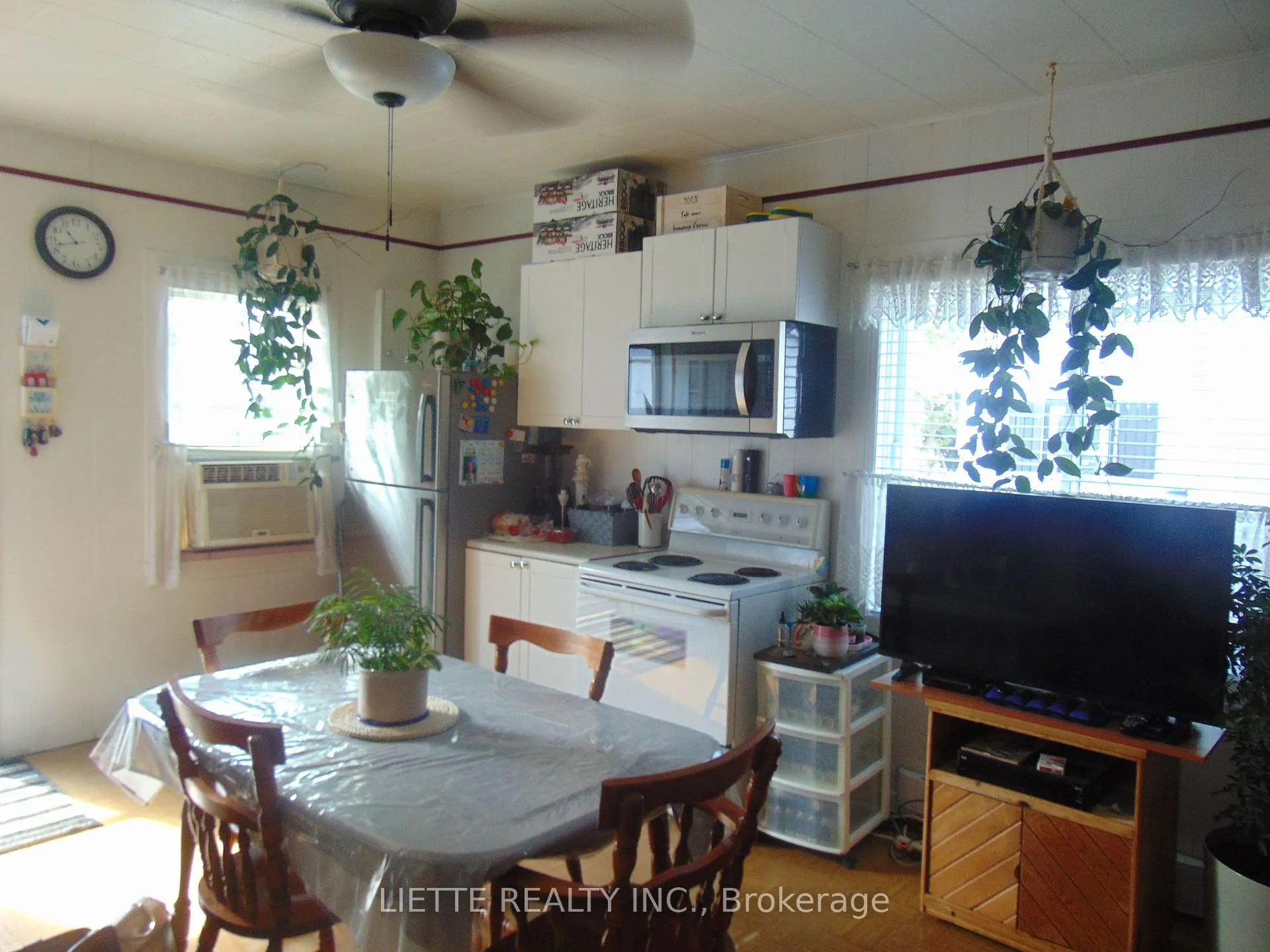 Photo 11 of 21968 Main Street, North Glengarry, North Glengarry (Lochiel) Twp — HOMEH