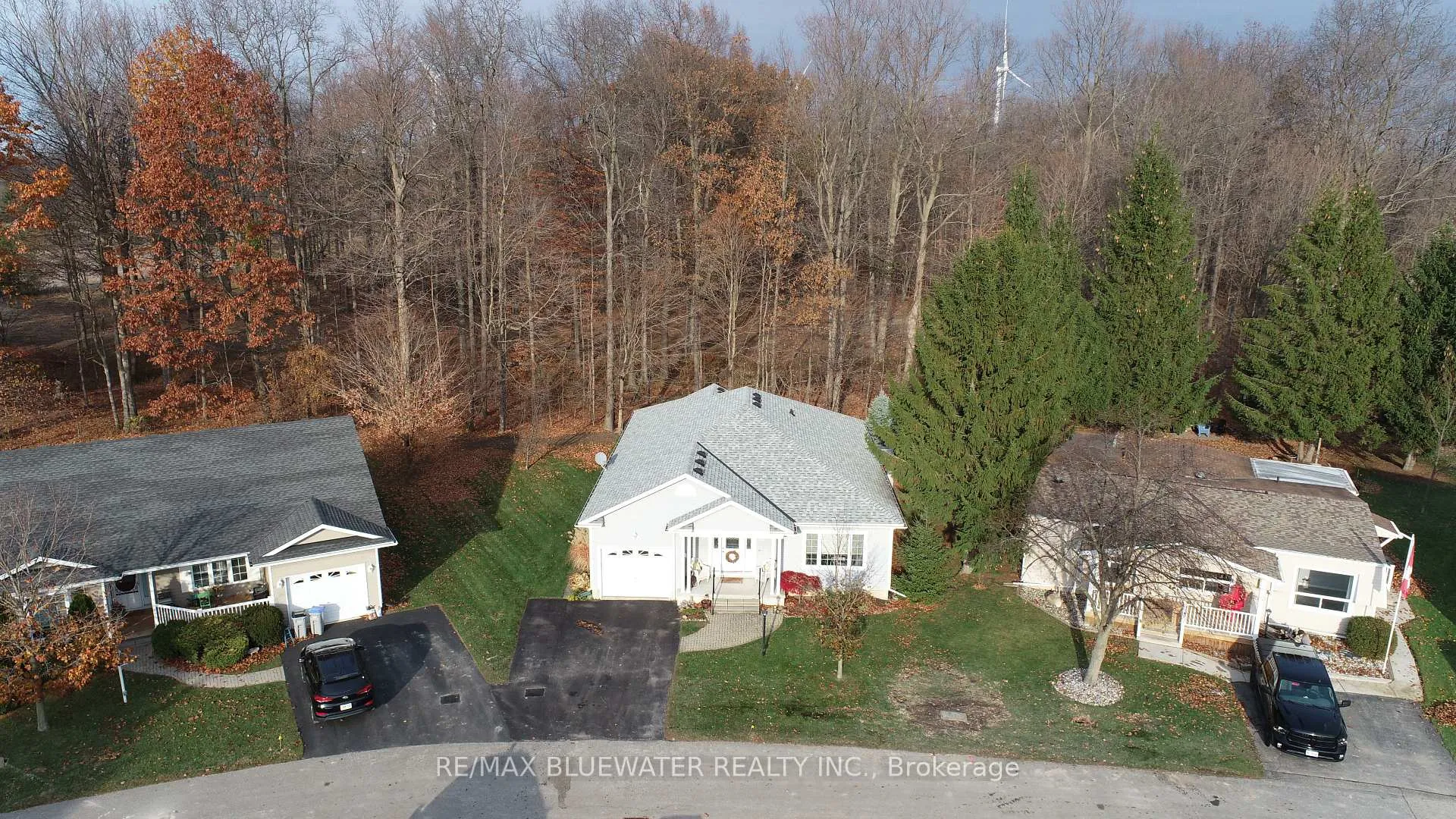Photo 2 of 363 Shannon Boulevard, South Huron, Stephen — HOMEH
