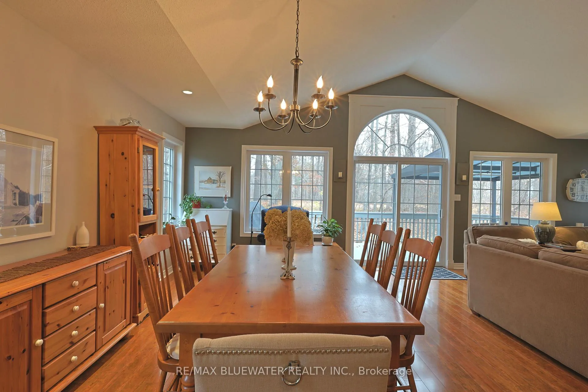 Photo 18 of 363 Shannon Boulevard, South Huron, Stephen — HOMEH