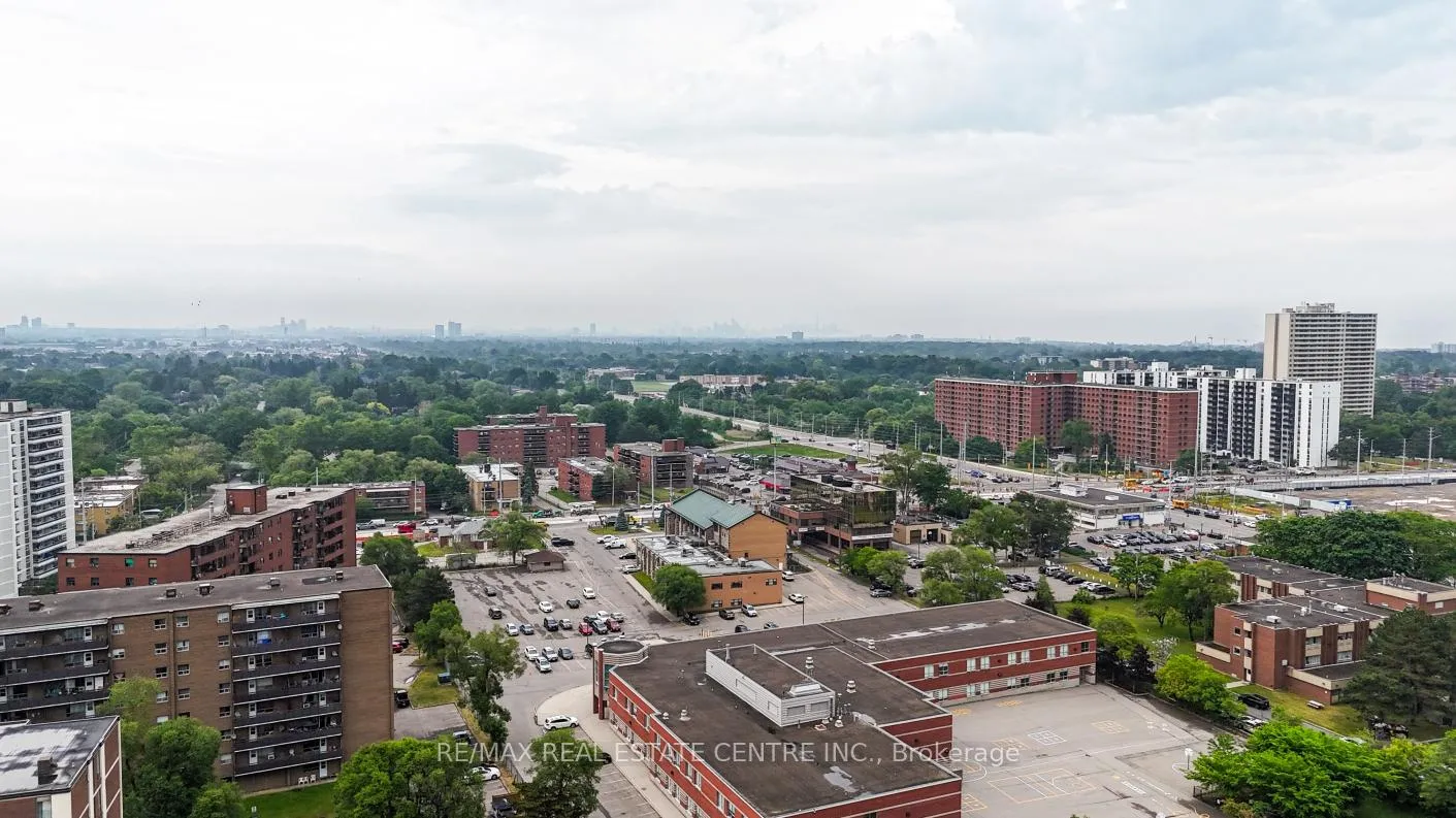 Photo 12 of Unit 1202, 2345 Confederation Parkway, Mississauga, Cooksville — HOMEH