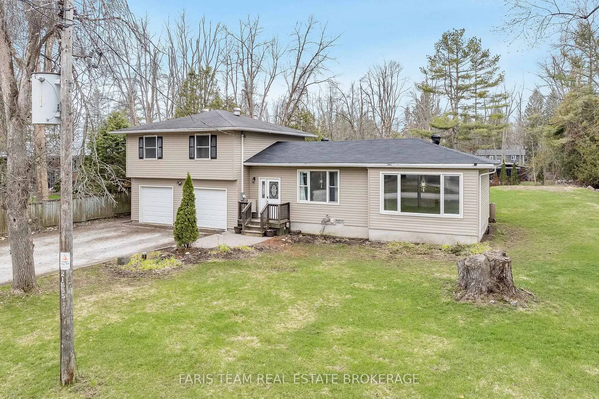 Photo 2 of 3554 Peter Street, Ramara, Rural Ramara — HOMEH