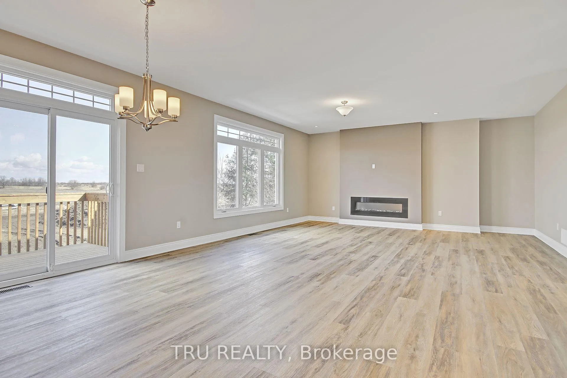 Photo 5 of Unit Unit A, 3654 Twin Elms Road, Ottawa, South of Fallowfield Road — HOMEH