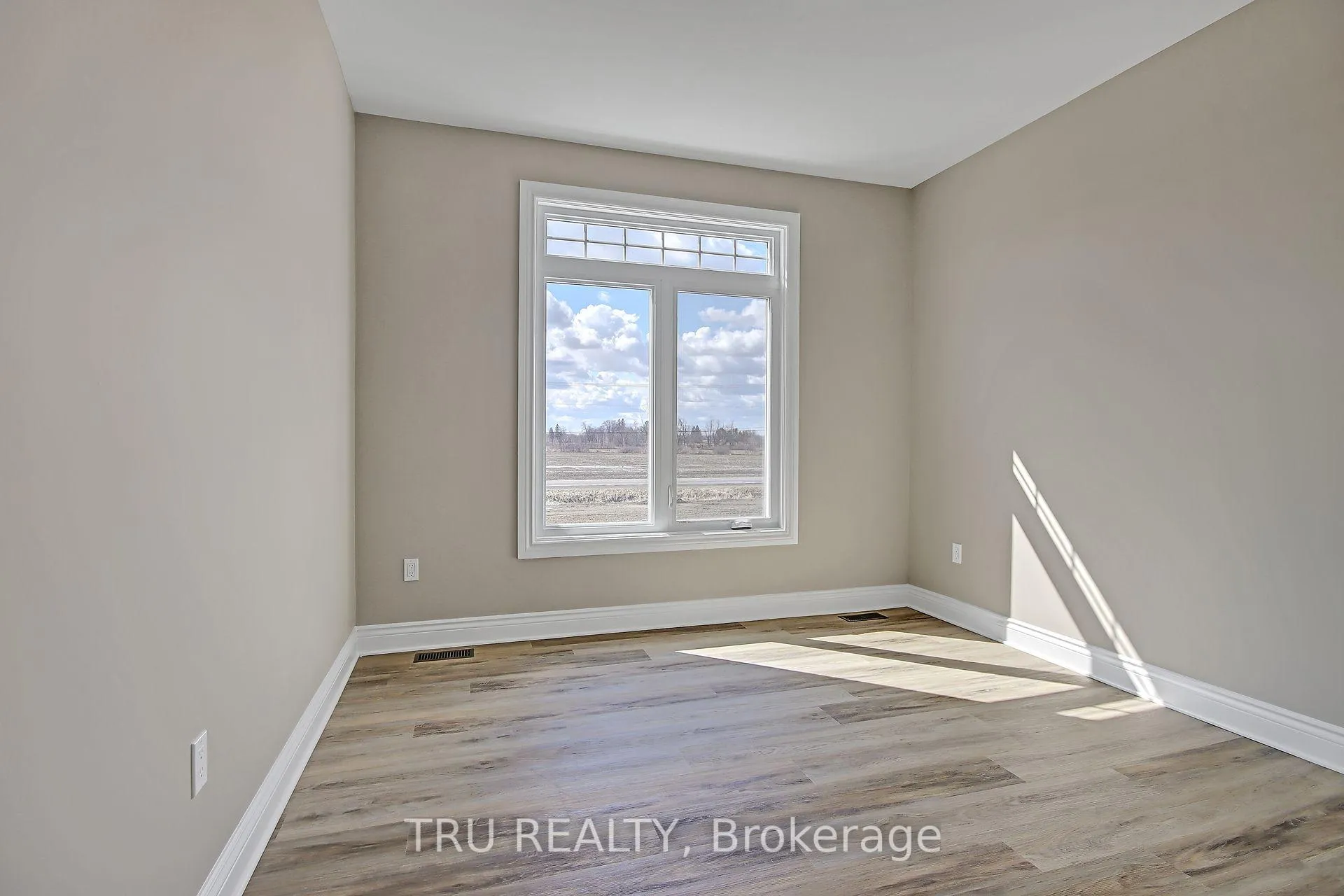 Photo 20 of Unit Unit A, 3654 Twin Elms Road, Ottawa, South of Fallowfield Road — HOMEH