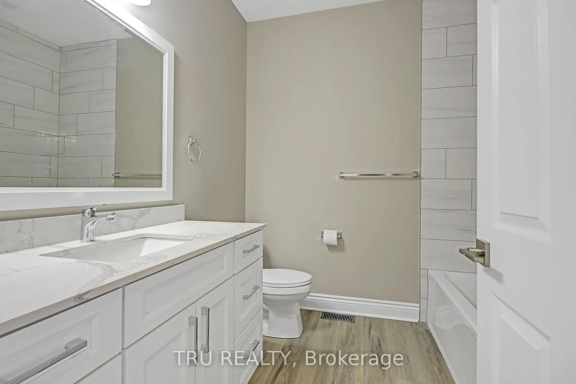 Photo 23 of Unit Unit A, 3654 Twin Elms Road, Ottawa, South of Fallowfield Road — HOMEH