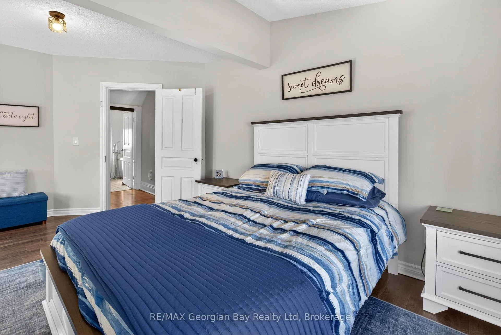 Photo 17 of 641 Bay Street, Midland — HOMEH