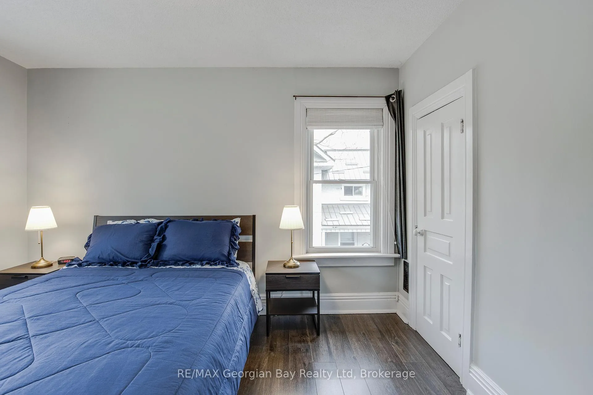 Photo 21 of 641 Bay Street, Midland — HOMEH