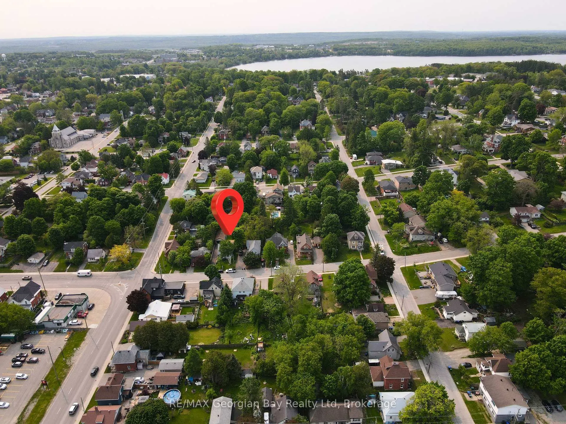 Photo 37 of 641 Bay Street, Midland — HOMEH