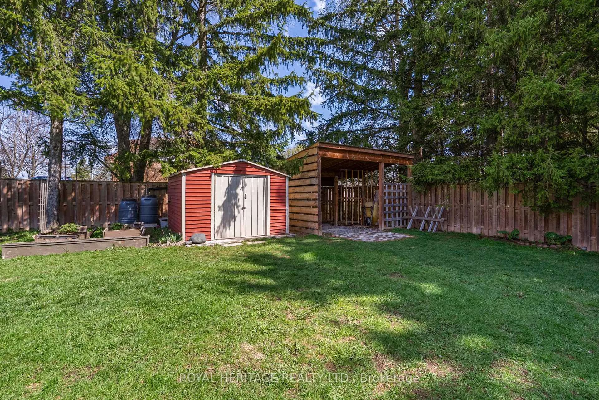 Photo 13 of 4003 Wallace Point Road, Peterborough, Ashburnham Ward 4 — HOMEH