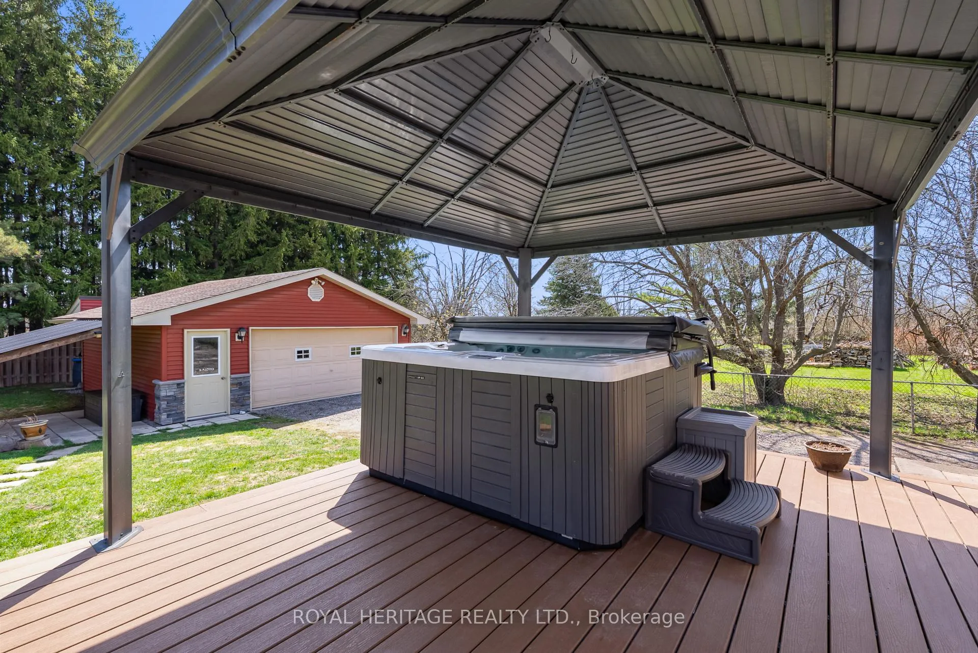 Photo 17 of 4003 Wallace Point Road, Peterborough, Ashburnham Ward 4 — HOMEH