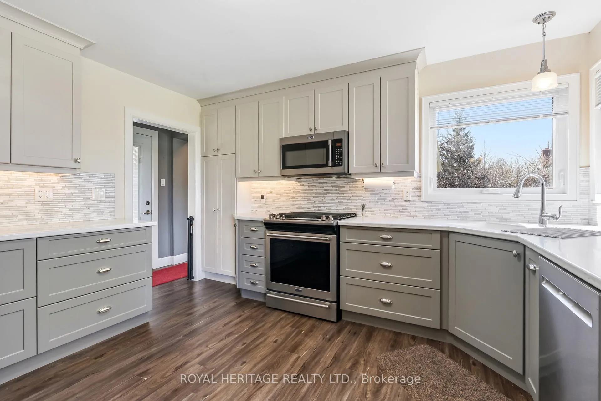 Photo 24 of 4003 Wallace Point Road, Peterborough, Ashburnham Ward 4 — HOMEH