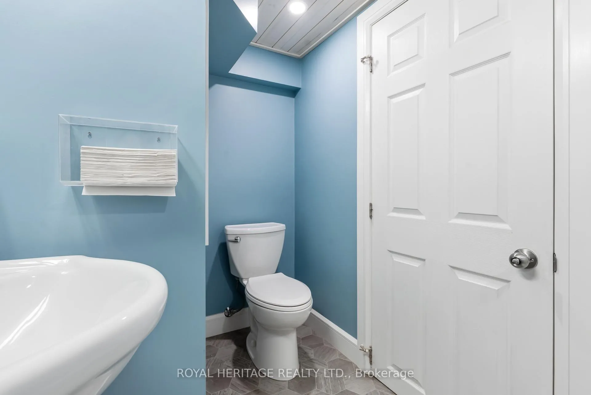 Photo 39 of 4003 Wallace Point Road, Peterborough, Ashburnham Ward 4 — HOMEH