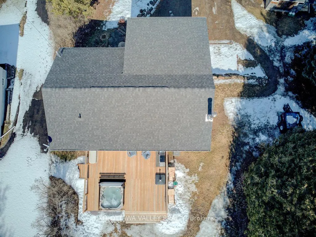Photo 28 of 39090 Combermere Road, Madawaska Valley, Madawaska Valley — HOMEH