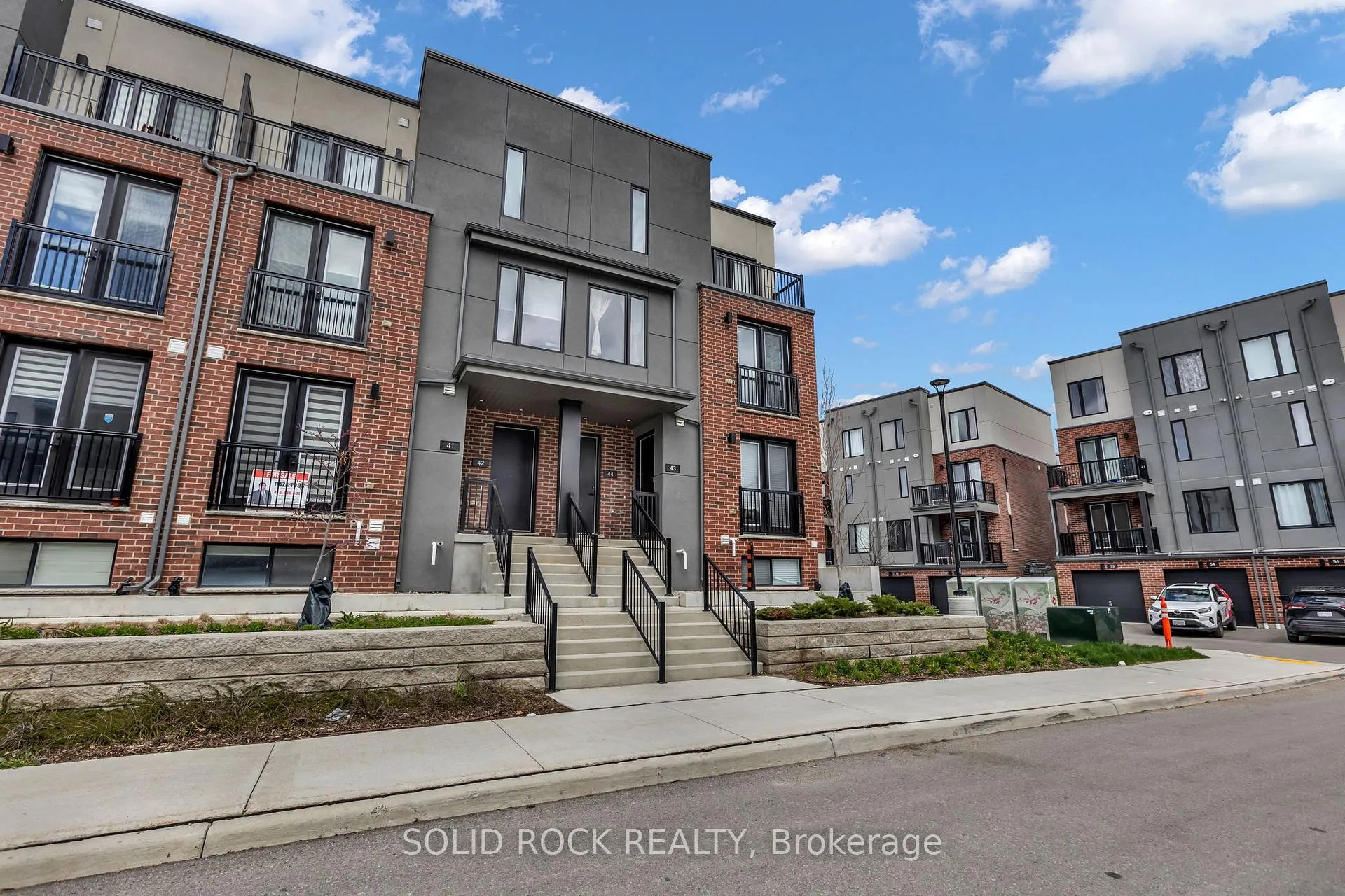 Photo 3 of Unit 43, 99 Roger Street, Waterloo, Uptown Waterloo — HOMEH