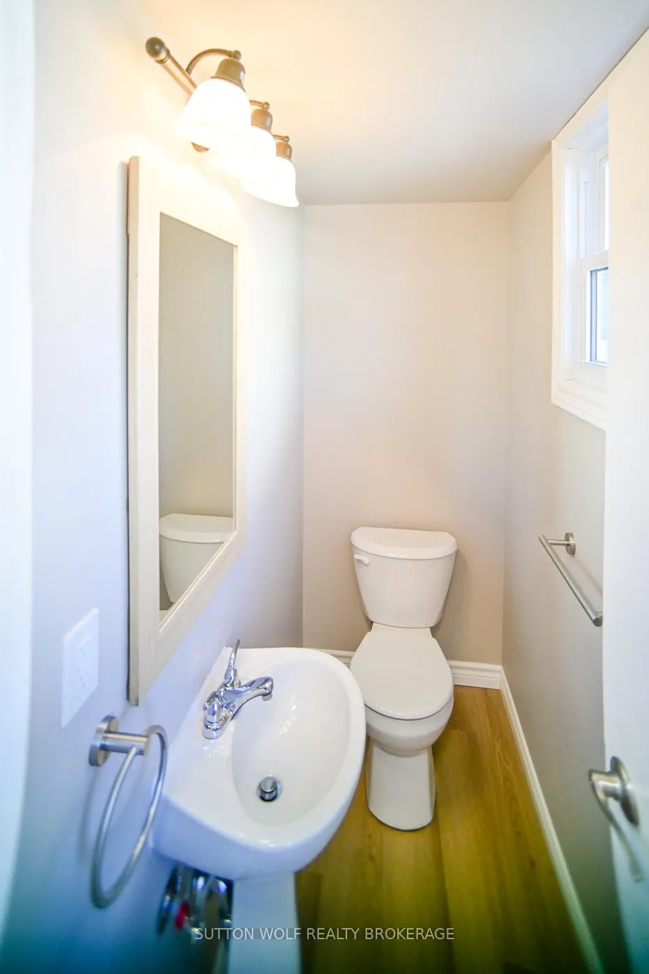 Photo 8 of 190 Southfield Drive, Strathroy-Caradoc, SW — HOMEH