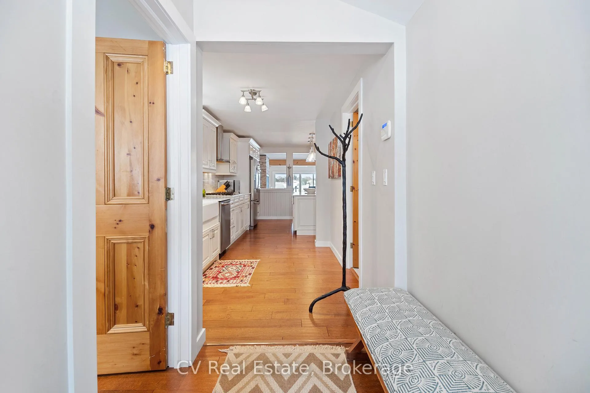 Photo 11 of 1166 Parkers Point Road, Gravenhurst, Muskoka (S) — HOMEH