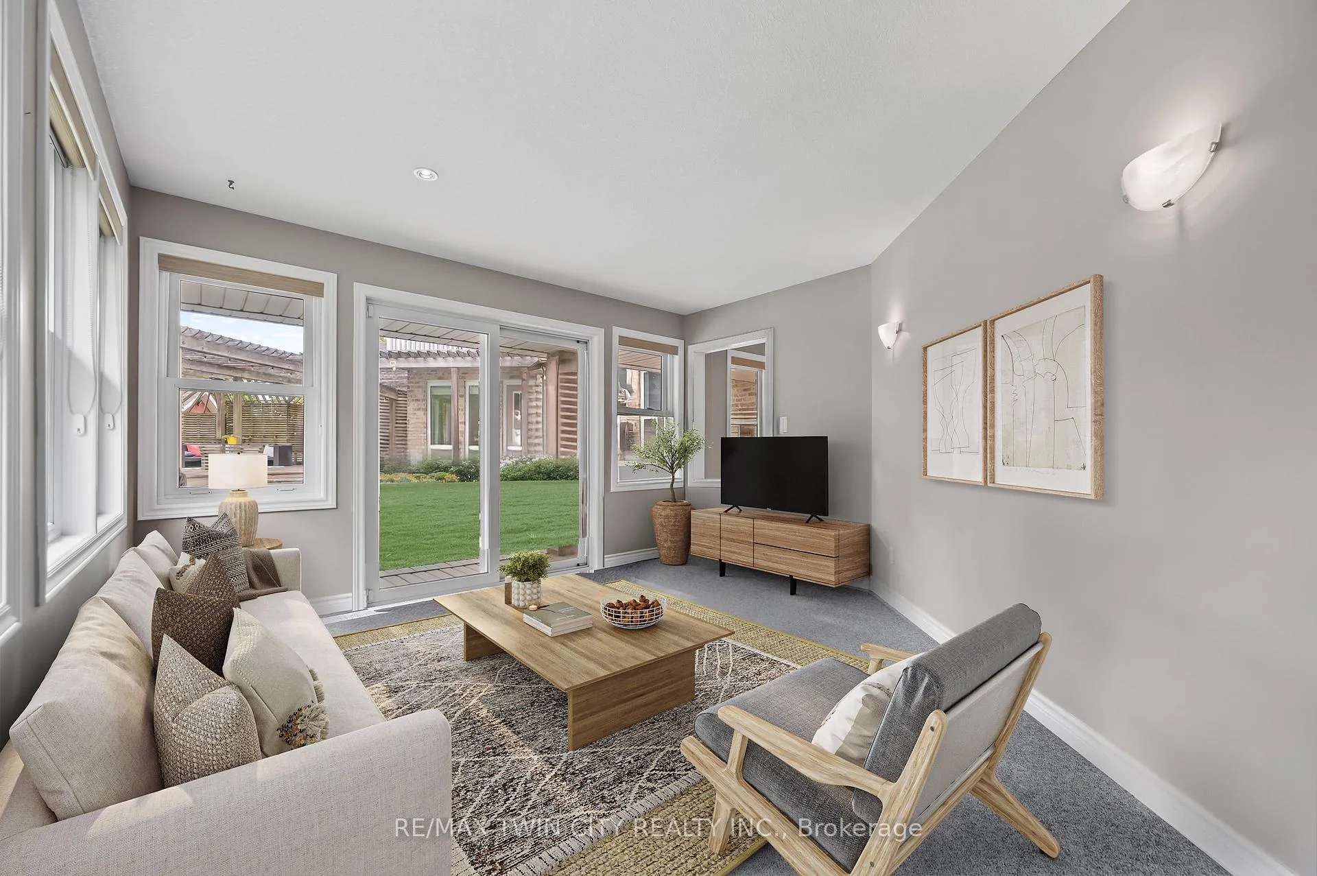 Photo 17 of 18 Weberlyn Crescent, Woolwich — HOMEH