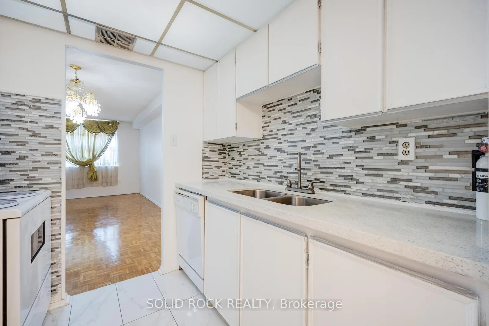 Photo 13 of Unit 610, 4 Lisa Street, Brampton, Queen Street Corridor — HOMEH