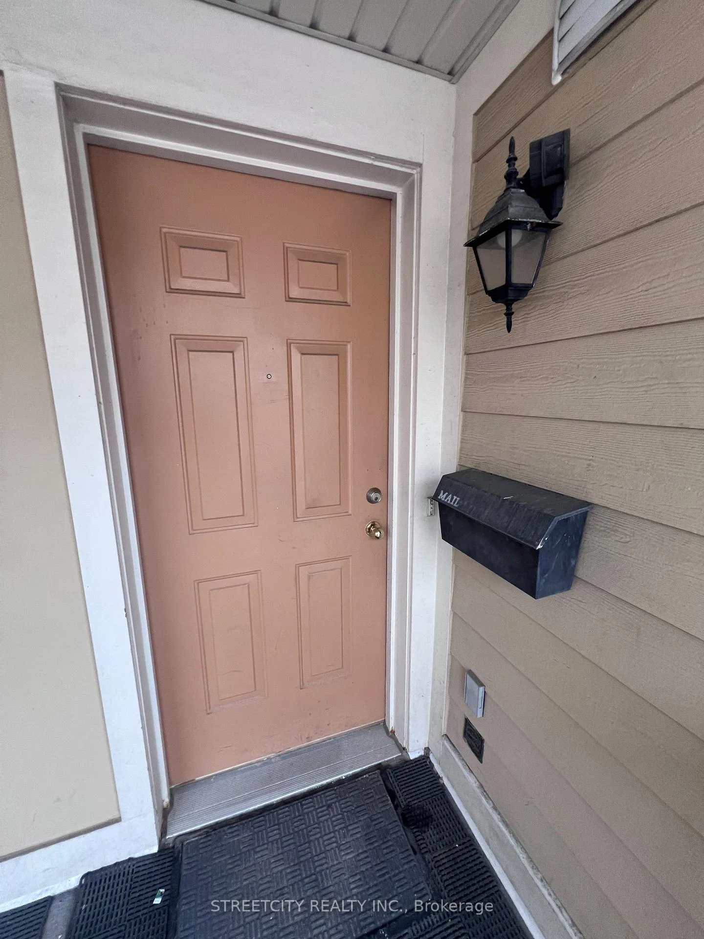 Photo 2 of Unit 329, 4975 Southampton Drive, Mississauga, Churchill Meadows — HOMEH