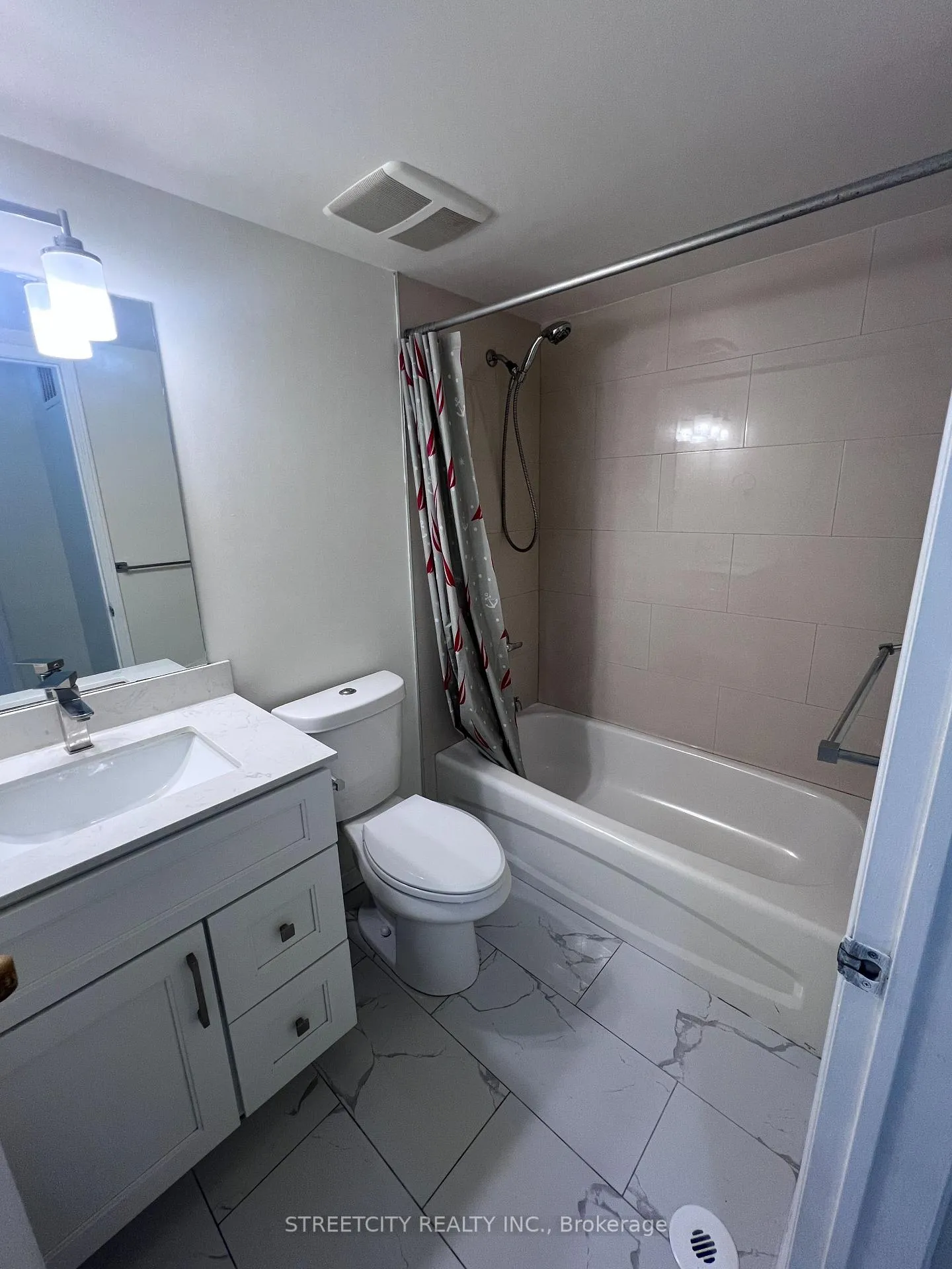 Photo 17 of Unit 329, 4975 Southampton Drive, Mississauga, Churchill Meadows — HOMEH