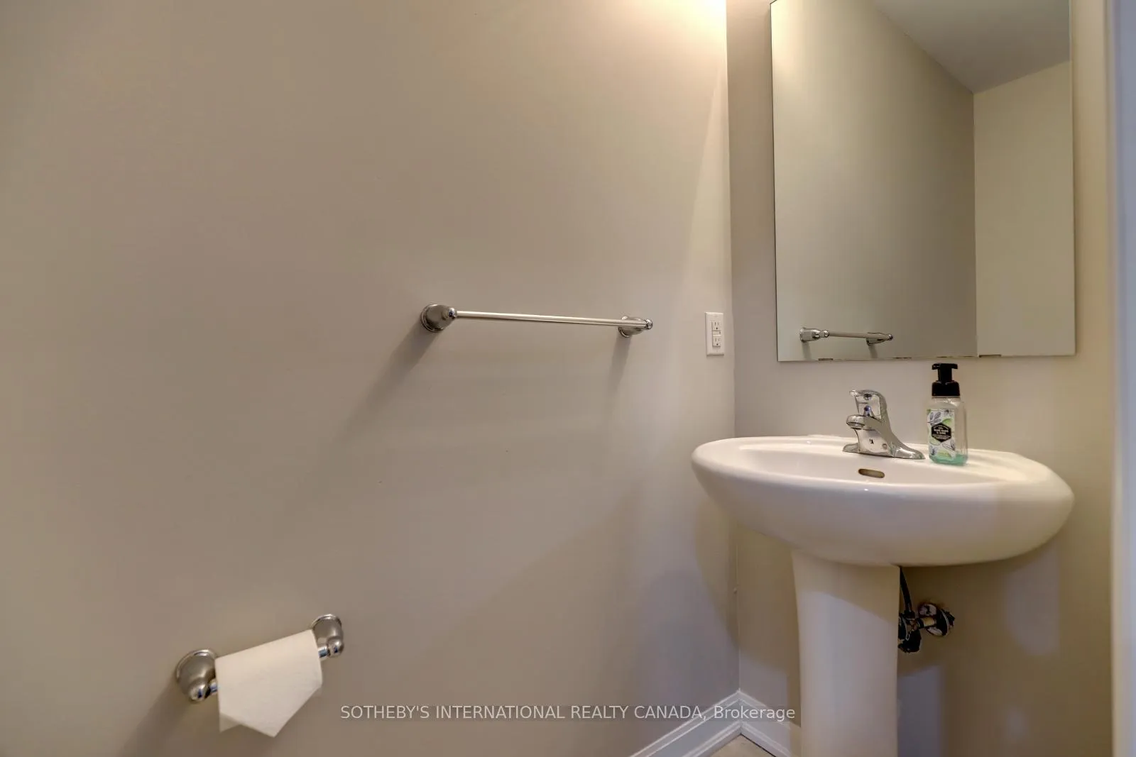 Photo 16 of Unit 78, 165 Hampshire Way, Milton, Dempsey — HOMEH