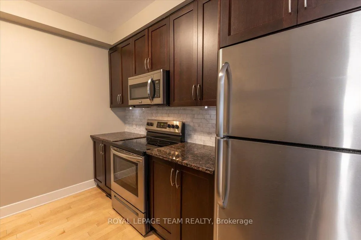 Photo 13 of 9 Balsam Street, Ottawa, West Centre Town — HOMEH