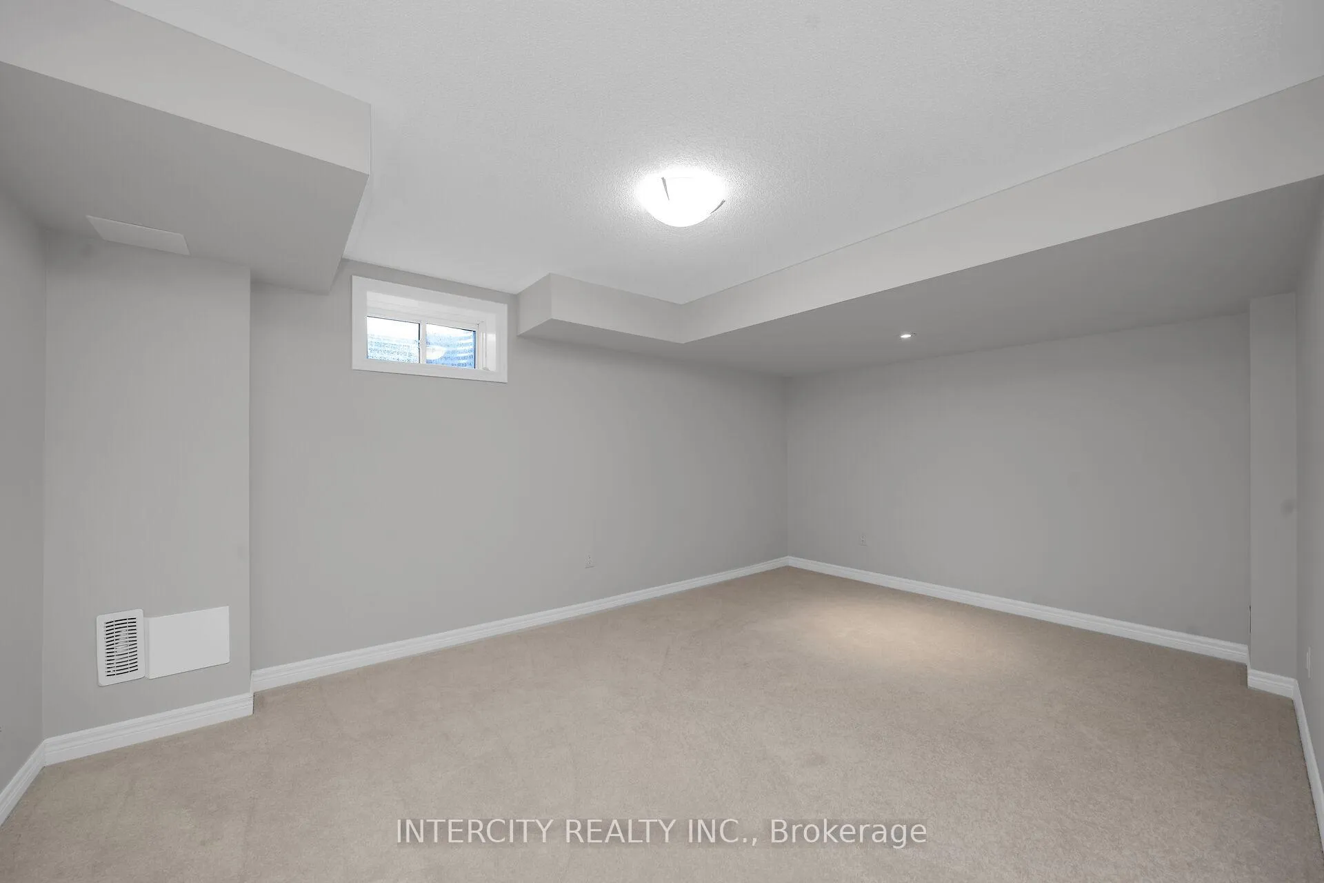 Photo 26 of 176 Mumbai Drive, Markham, Middlefield — HOMEH