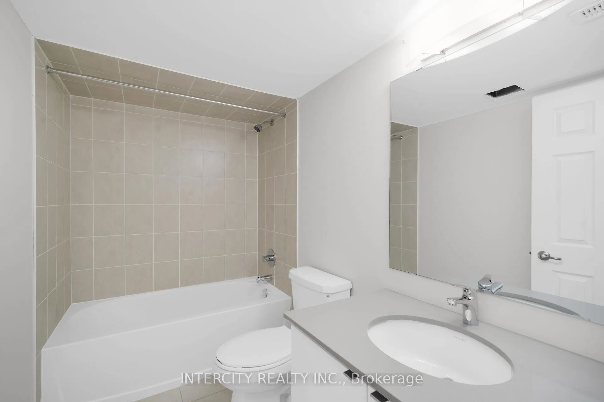 Photo 28 of 176 Mumbai Drive, Markham, Middlefield — HOMEH