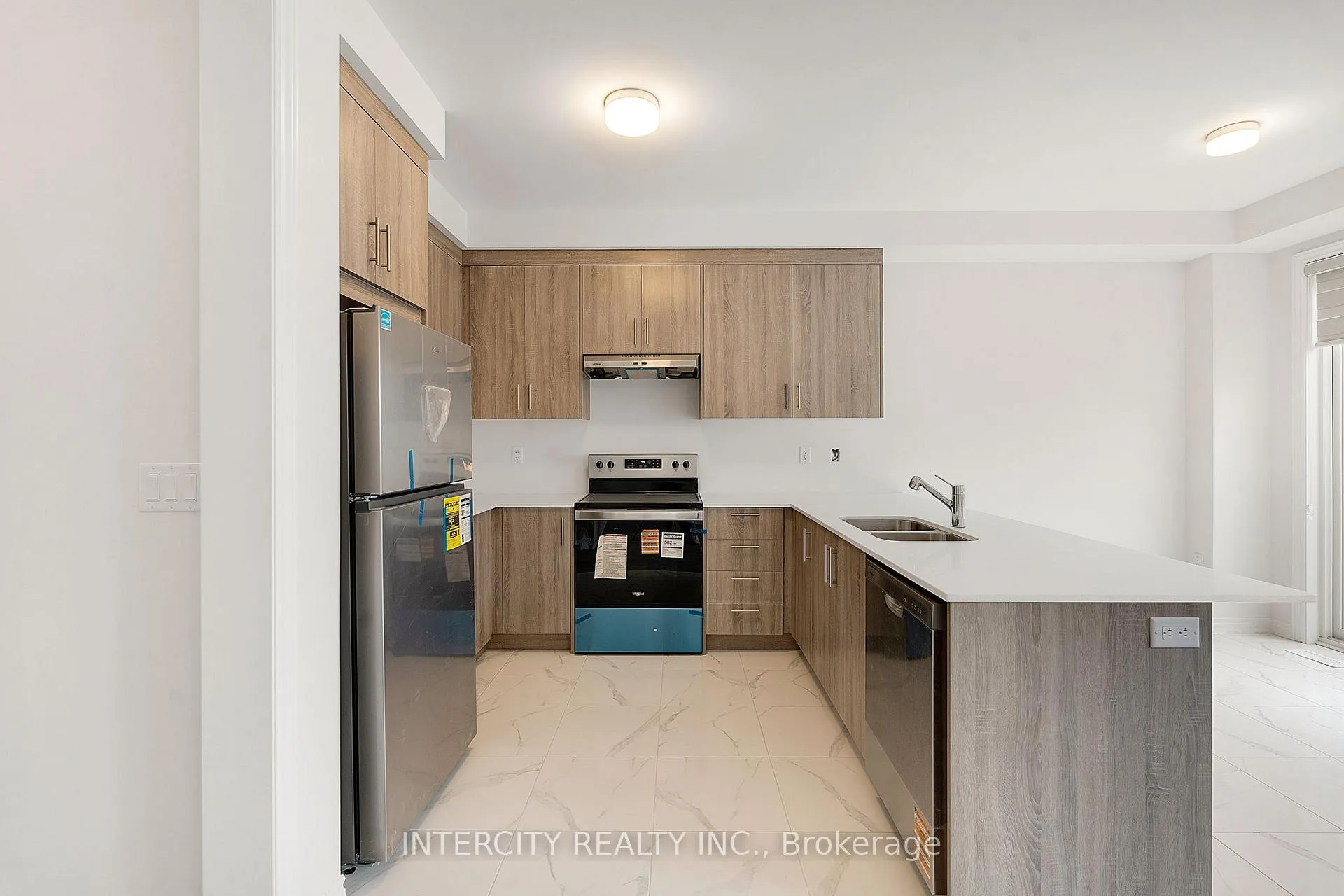 Photo 12 of 48 Watkins Road, Brampton, Sandringham-Wellington North — HOMEH