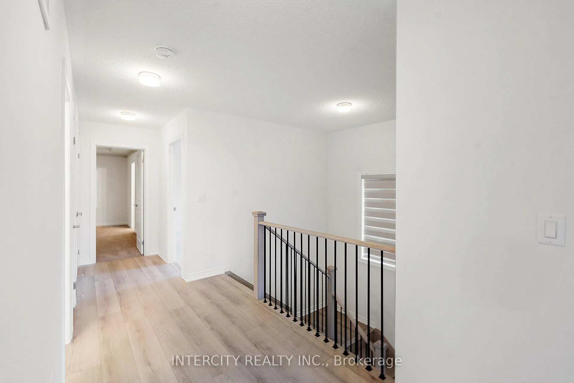 Photo 14 of 48 Watkins Road, Brampton, Sandringham-Wellington North — HOMEH