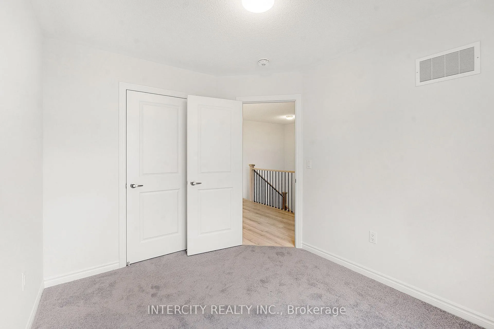Photo 18 of 48 Watkins Road, Brampton, Sandringham-Wellington North — HOMEH