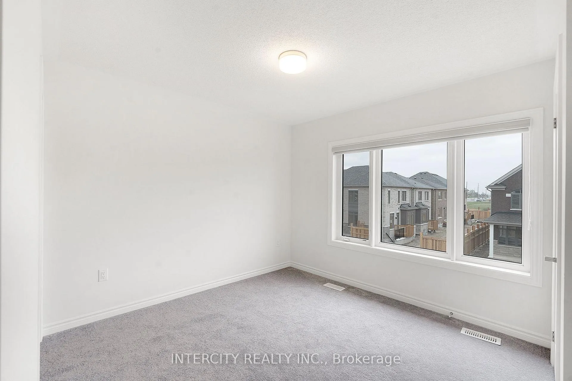 Photo 19 of 48 Watkins Road, Brampton, Sandringham-Wellington North — HOMEH