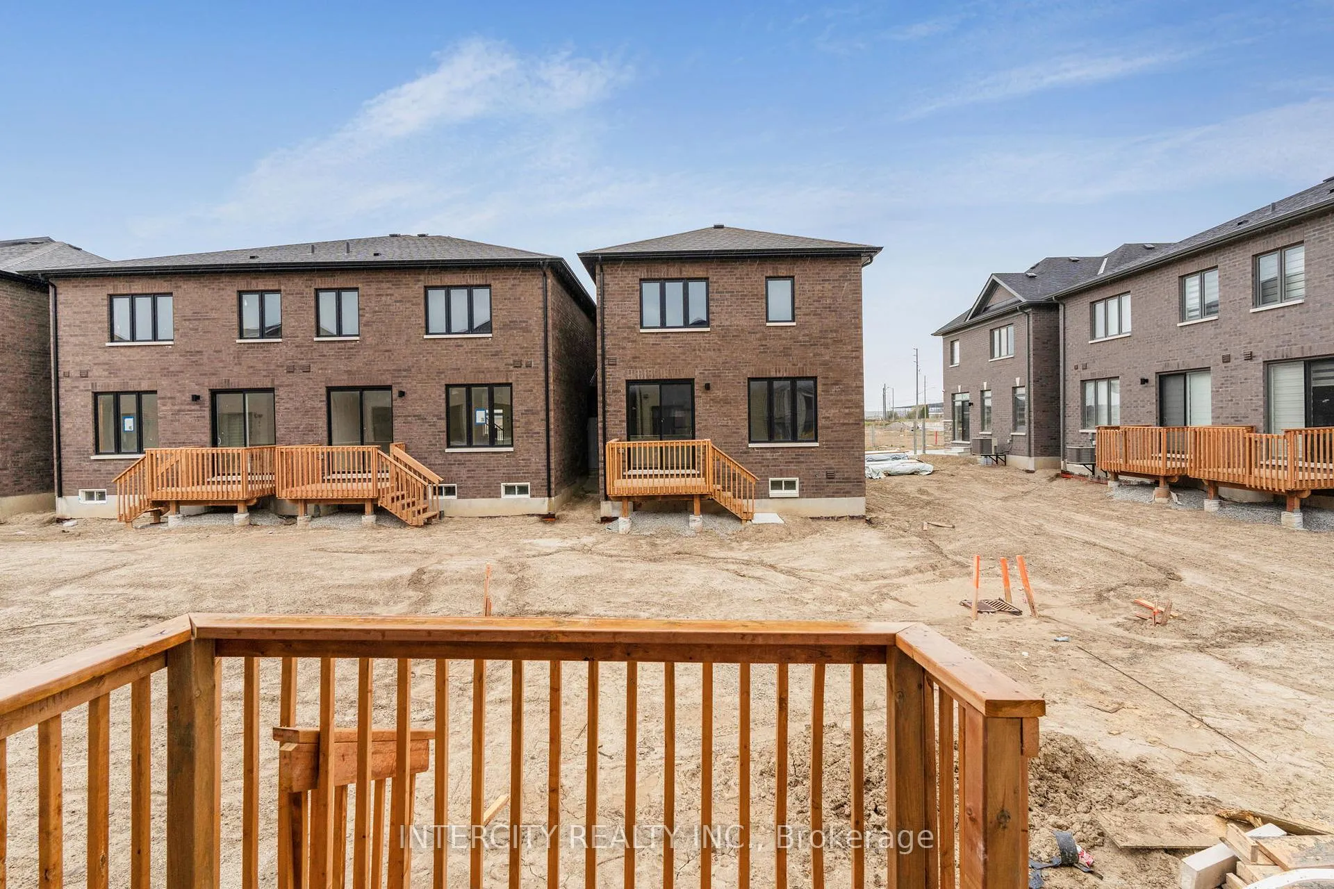 Photo 28 of 48 Watkins Road, Brampton, Sandringham-Wellington North — HOMEH
