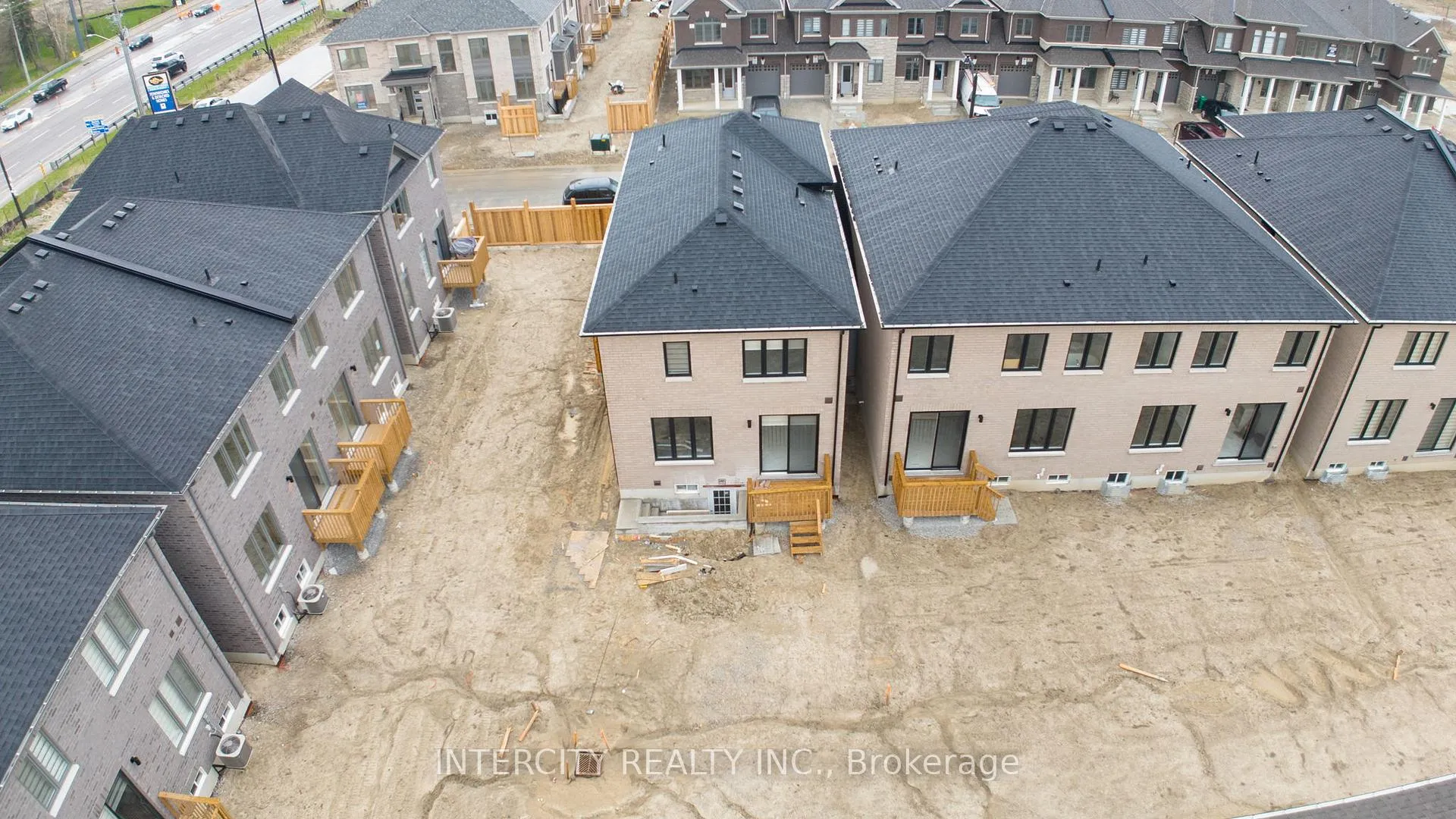 Photo 30 of 48 Watkins Road, Brampton, Sandringham-Wellington North — HOMEH