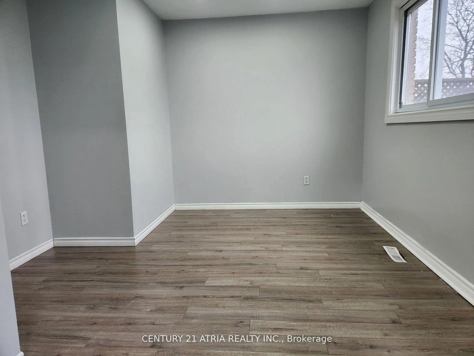 Photo 3 of Unit BSMT, 49 Lawrence Crescent, Clarington, Bowmanville — HOMEH