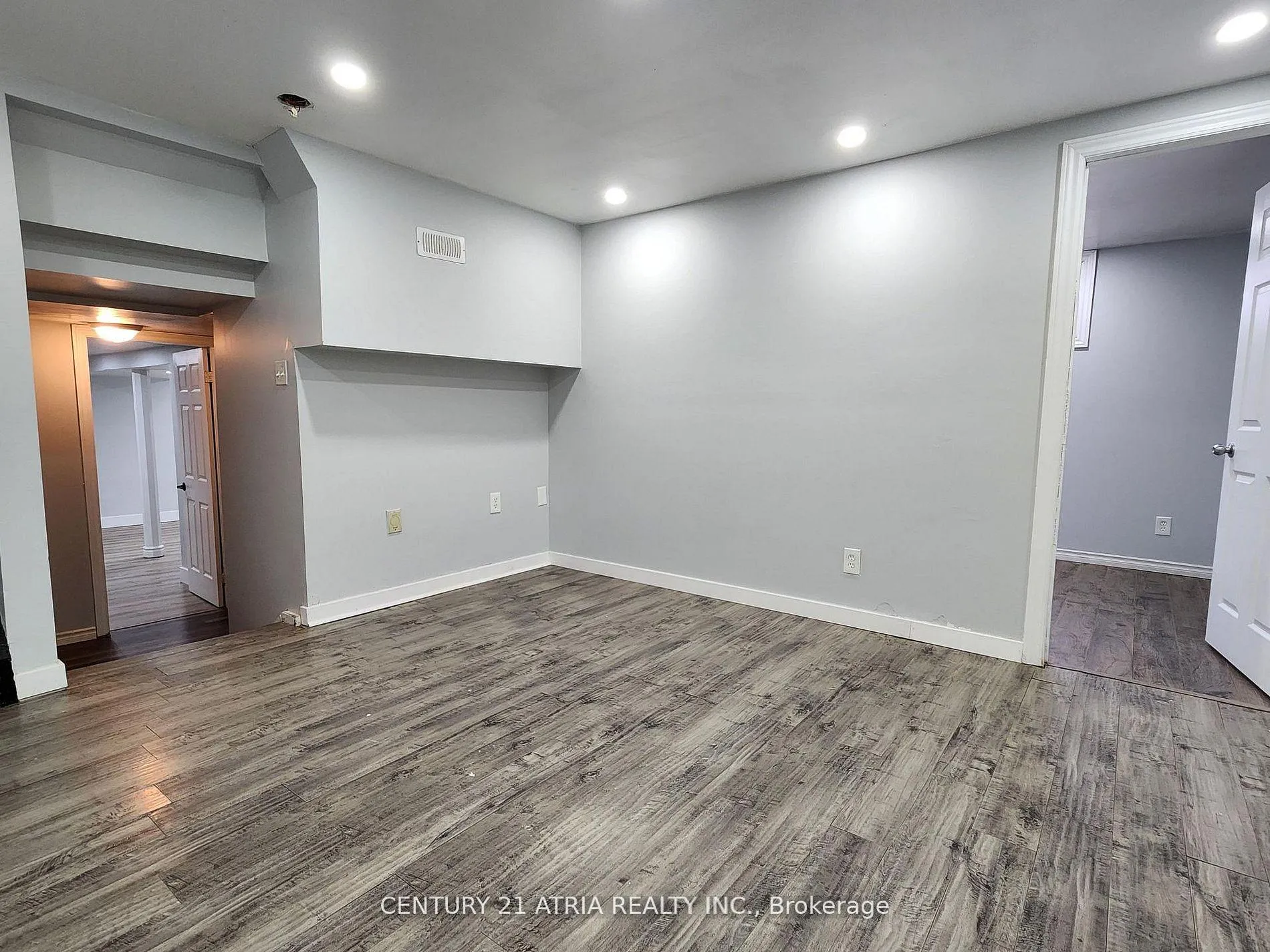 Photo 9 of Unit BSMT, 49 Lawrence Crescent, Clarington, Bowmanville — HOMEH