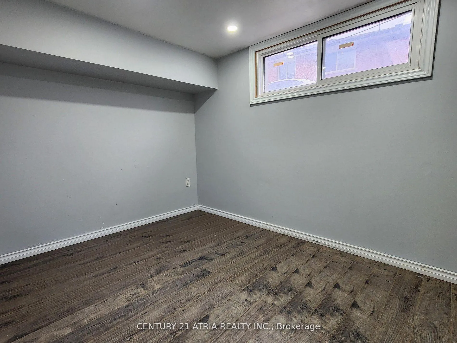 Photo 12 of Unit BSMT, 49 Lawrence Crescent, Clarington, Bowmanville — HOMEH