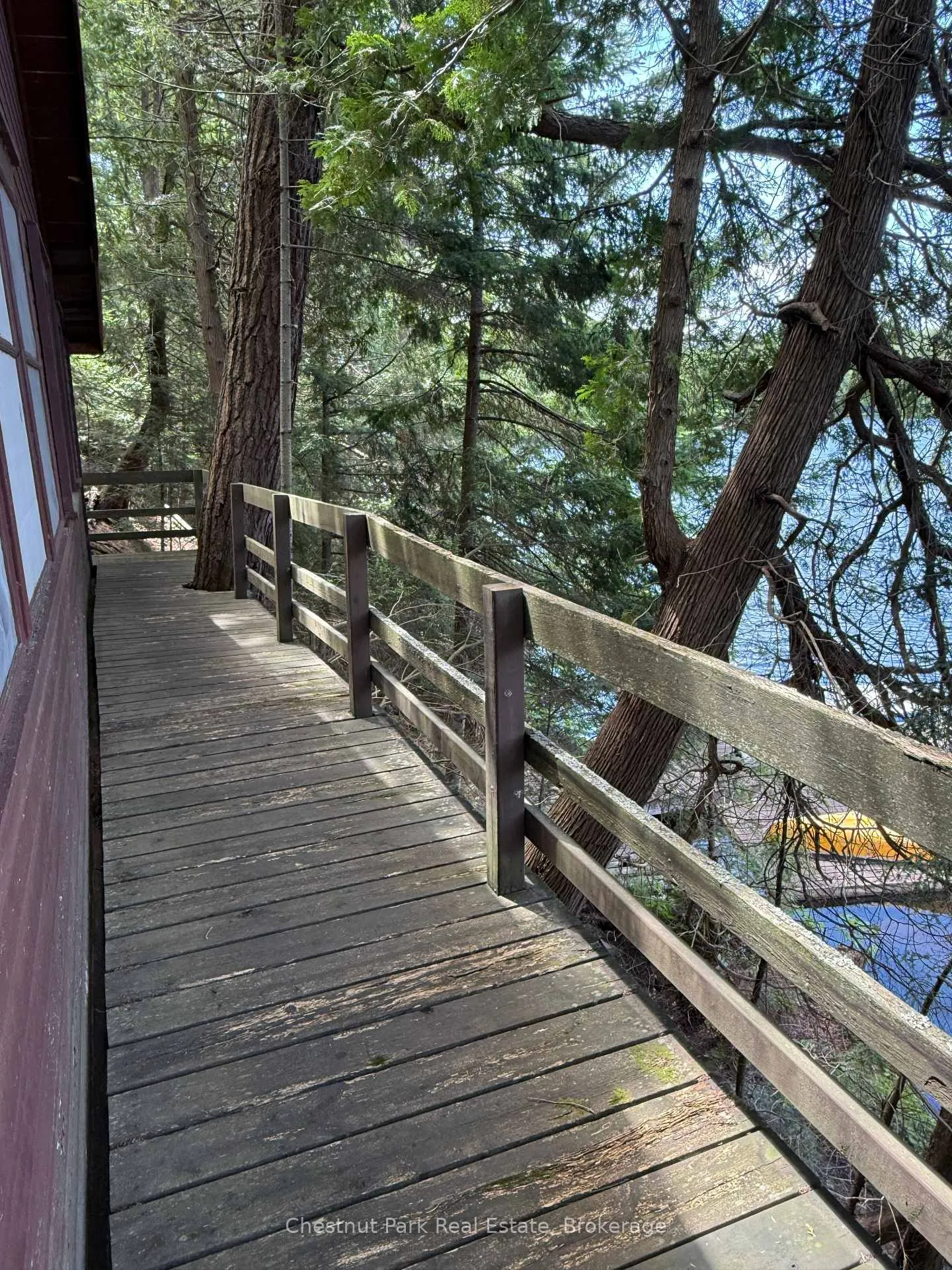 Photo 17 of Unit APL1136E, 19 Cache Lake, South Algonquin — HOMEH
